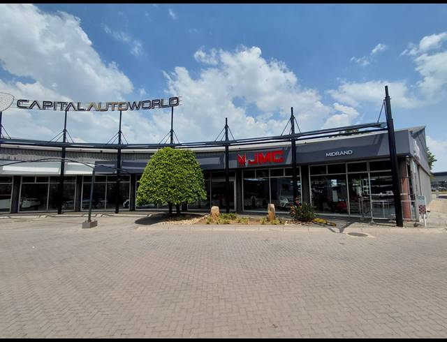 17,700M² SHOWROOM FOR SALE IN RANDJESPARK